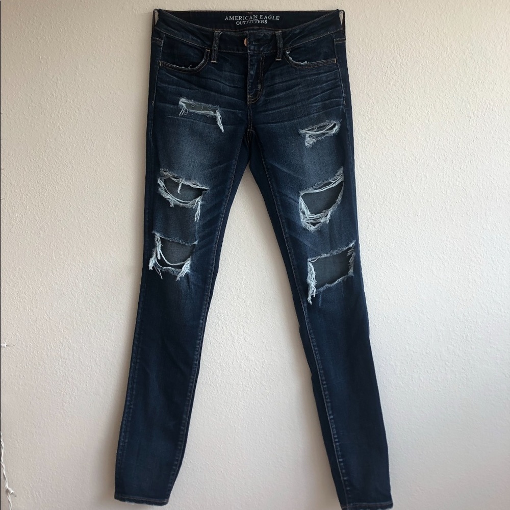 American Eagle Dark Low Rise Ripped Jegging